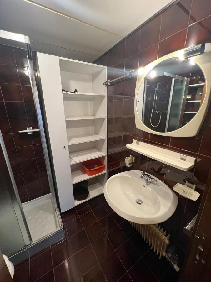 Residenza Albare Aparthotel Marilleva Bagian luar foto