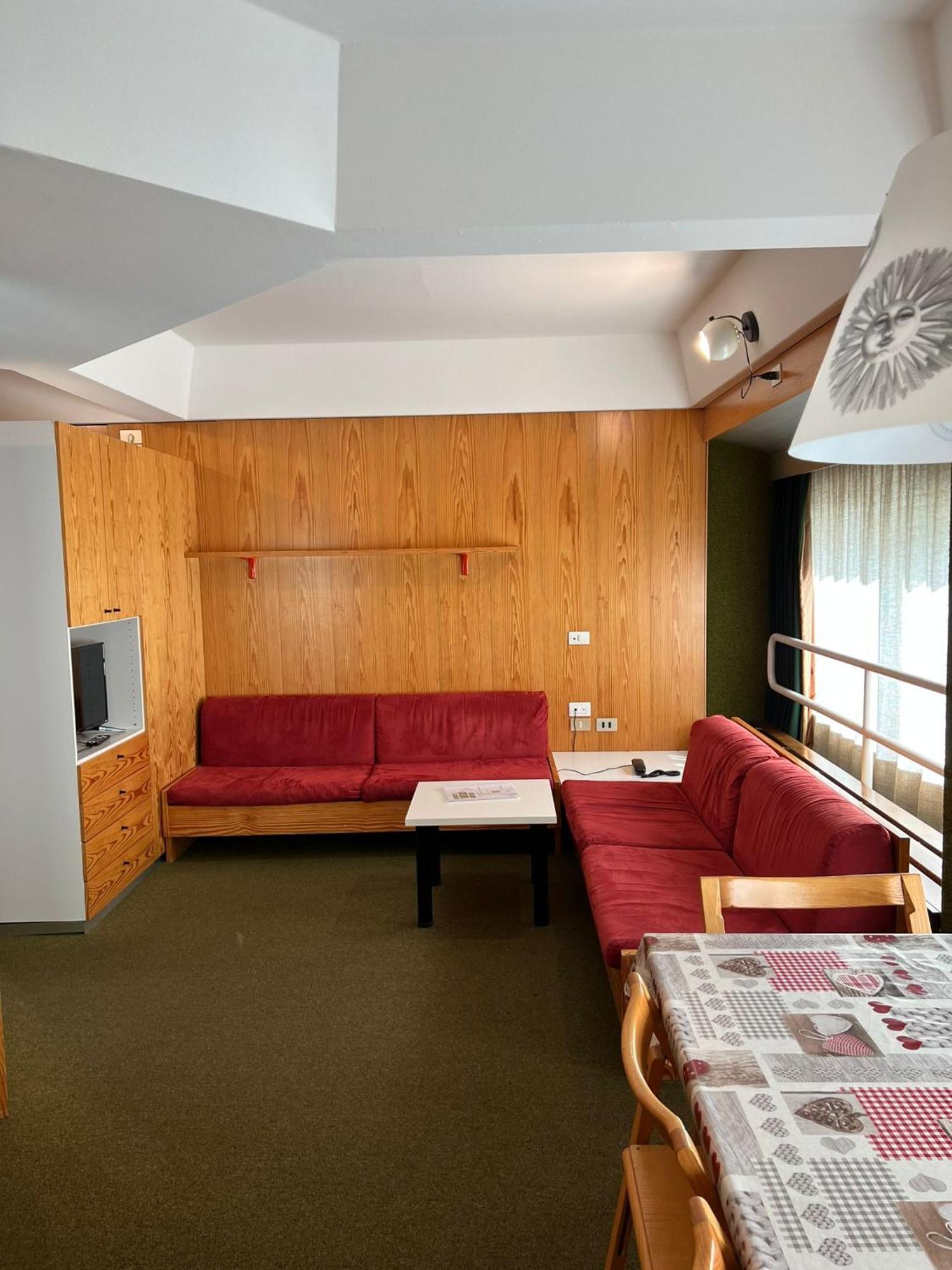 Residenza Albare Aparthotel Marilleva Bagian luar foto