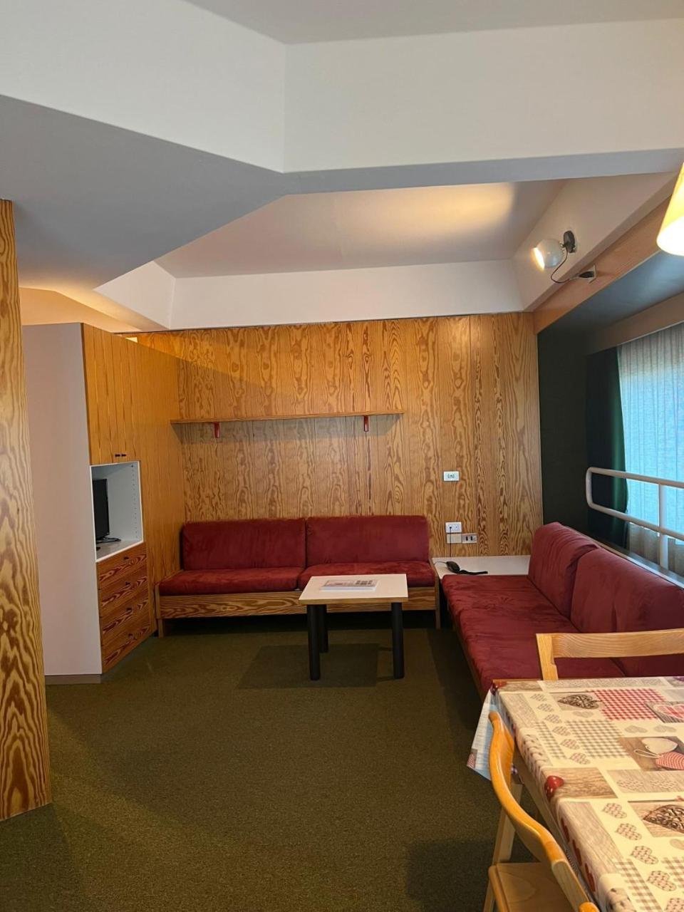 Residenza Albare Aparthotel Marilleva Bagian luar foto