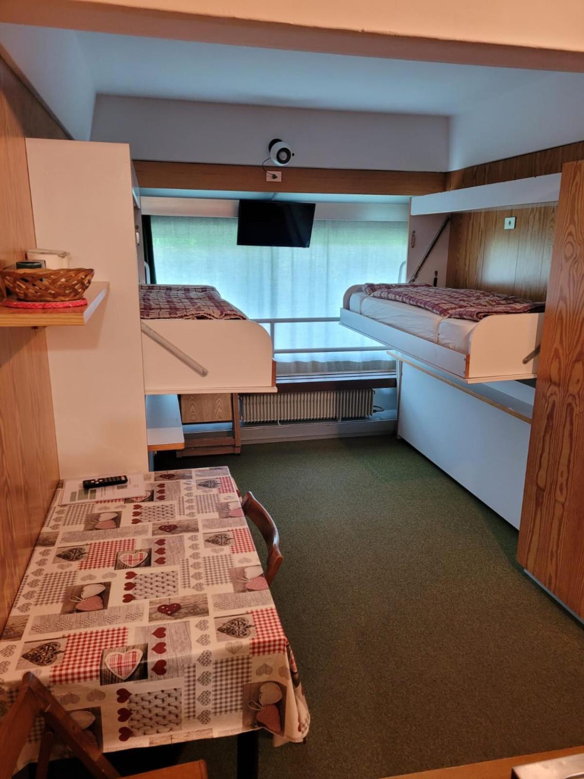 Residenza Albare Aparthotel Marilleva Bagian luar foto